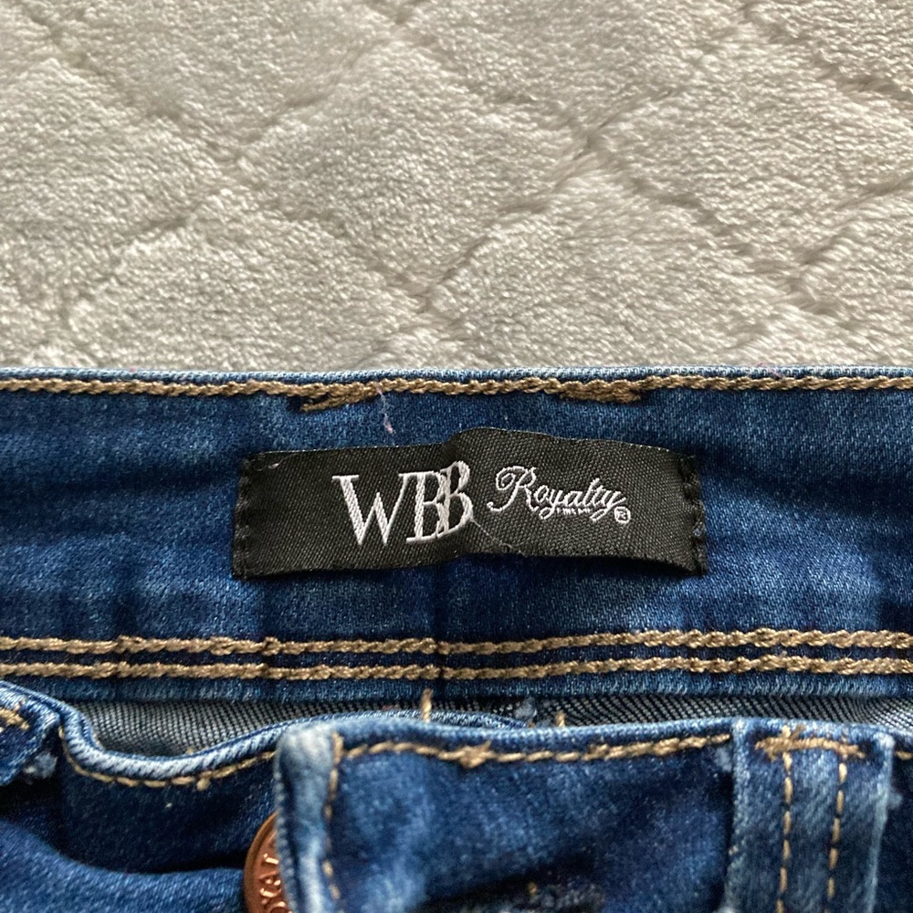 Ladies Jeans - Picture 10 of 10